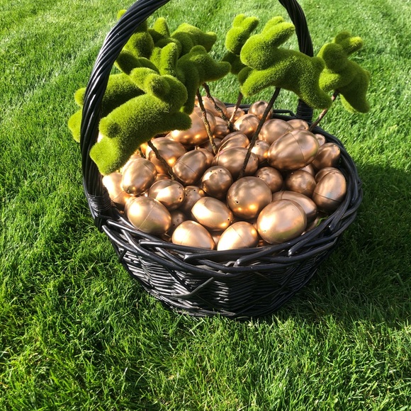 Golden Easter Egg & Bunny Basket - Picture 7 of 7